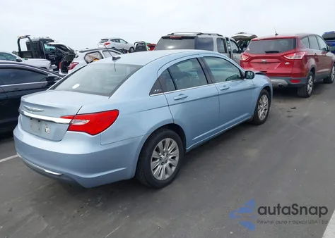 2014 Chrysler 200 Lx z USA, uszkodzony, nr VIN 1C3CCBAG4EN164958